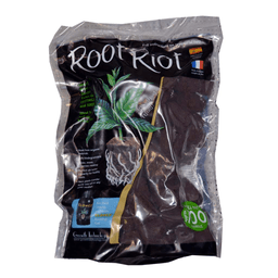Root Riot Spread Studs (1)
